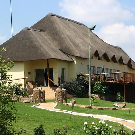 The Nutbush Boma Lodge Hekpoort Экстерьер фото