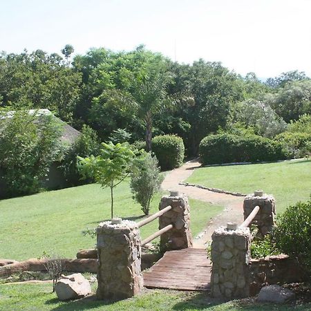The Nutbush Boma Lodge Hekpoort Экстерьер фото
