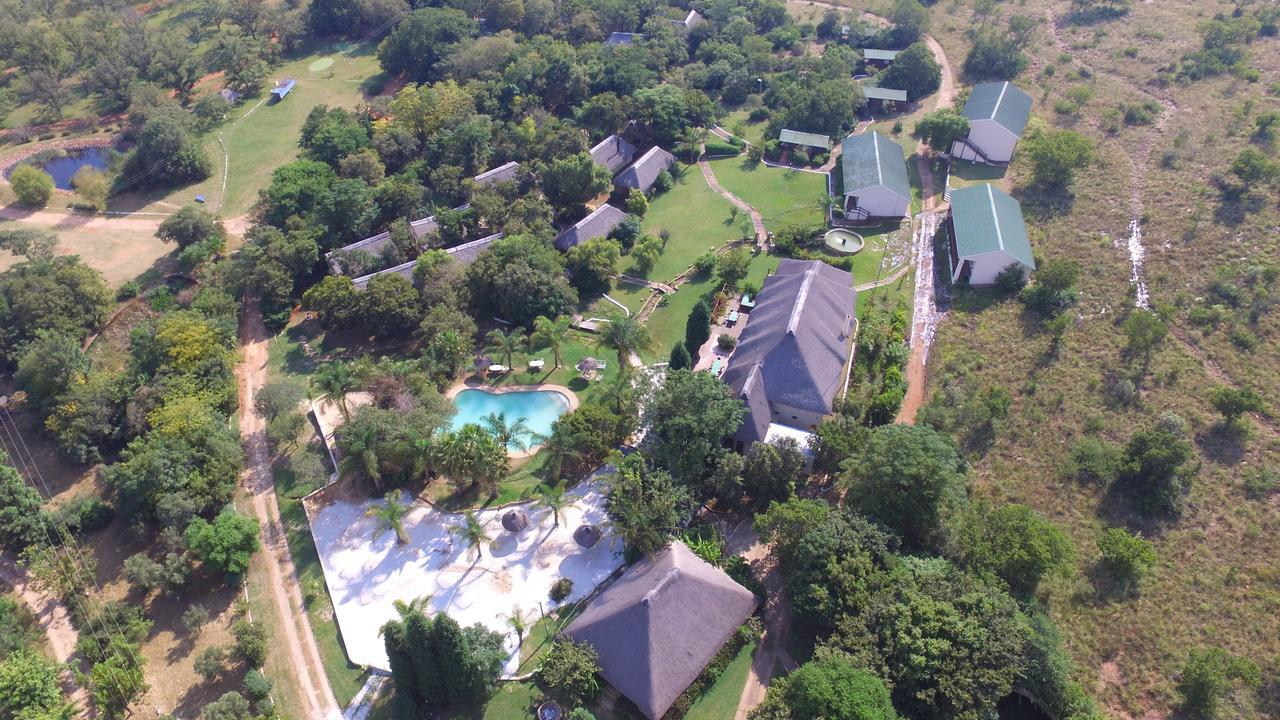 The Nutbush Boma Lodge Hekpoort Экстерьер фото