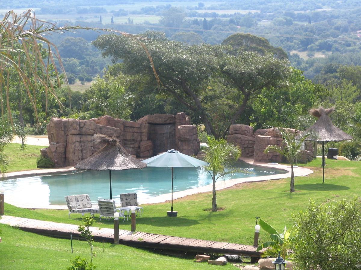 The Nutbush Boma Lodge Hekpoort Экстерьер фото