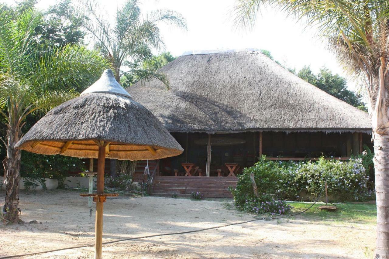 The Nutbush Boma Lodge Hekpoort Экстерьер фото